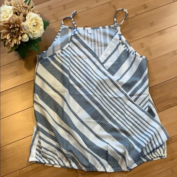fairy season Tops - NWOT Striped splicing criss cross tank top.